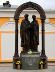Скульптура святых Петра и Февронии Муромских
