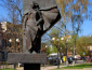 В 1975 году в Калуге в сквере (ул. Кирова) был установлен памятник медицинским работникам