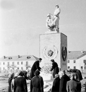 Монумент "Сталинградцы" калуга