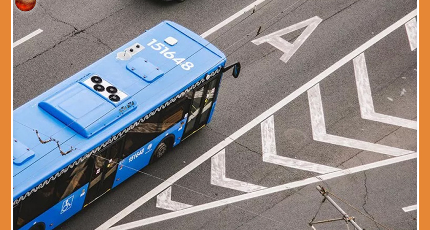 У "РИО" ПОЯВИЛАСЬ ВЫДЕЛЕННАЯ ПОЛОСА ДЛЯ АВТОБУСОВ