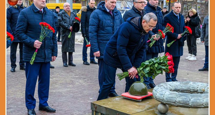 ВОЗЛОЖЕНИЕ ЦВЕТОВ