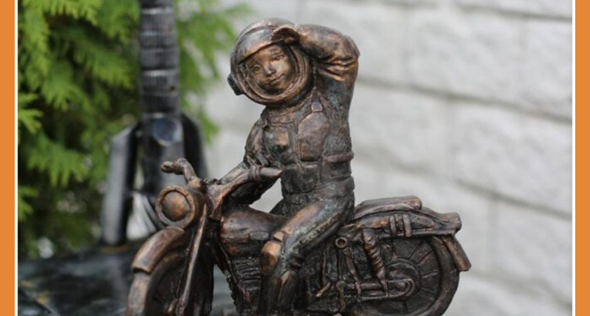 ЮБИЛЕЙНЫЙ КОСМОНАВТИК