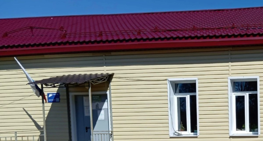 В селе Калужской области обрушилась кровля дома досуга после капитального ремонта