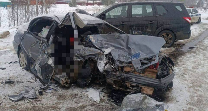 Смертельное ДТП на трассе в Калужской области: двое погибших, пострадавшая в больнице