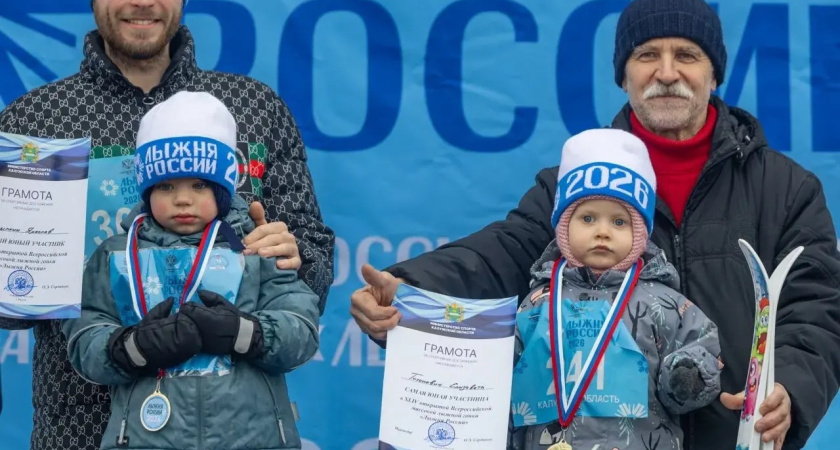 Четыре тысячи калужан вышли на старт Всероссийской лыжни: от дошколят до 86-летних ветеранов