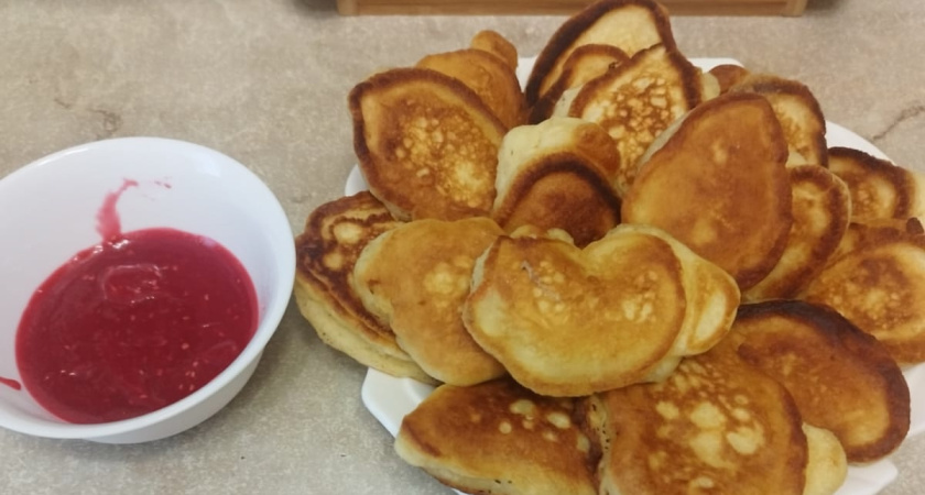 Пышные оладьи на кефире: делаю только по этому рецепту, оладьи всегда получаются пышные и не опадают - 1000 раз проверено