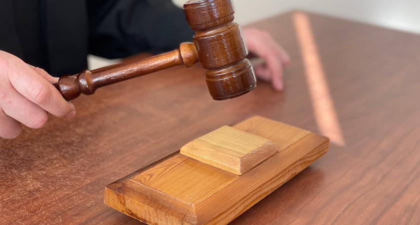 В Калуге будут судить грабителя, укравшего украшение за 215 тысяч