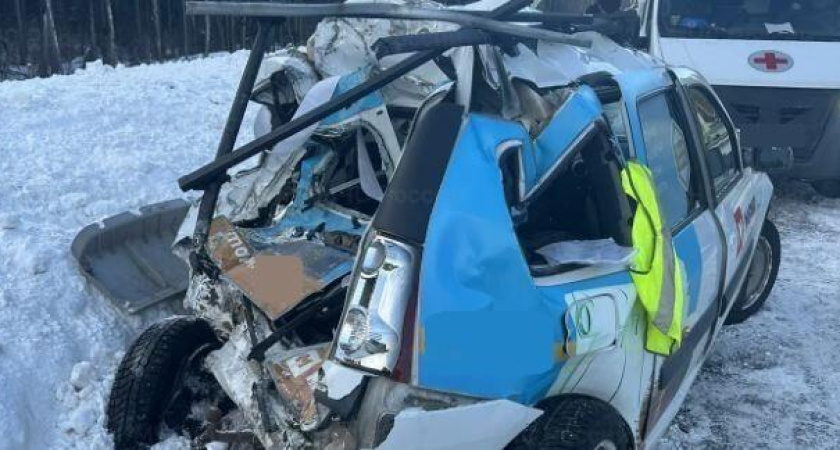 Ребенок и мужчина пострадали в ДТП с грузовиком на калужской трассе