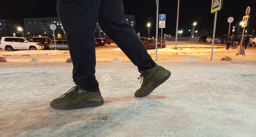 Жителей Калужской области предупредили о прохладных выходных с гололедицей