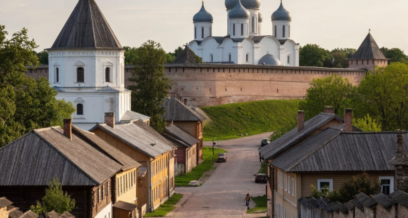 Старинный город, который называют "русскими Афинами": основан в 859 году - как добраться и что посмотреть