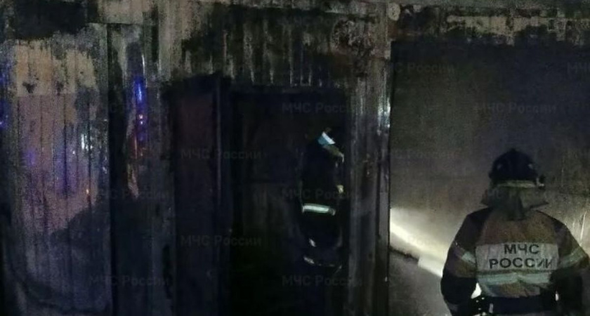 В Калужской области при пожаре в хозяйственной постройке пострадал человек