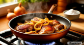 Мягкая куриная печень с луком: секрет этой ресторанной нежности, которую легко повторить дома