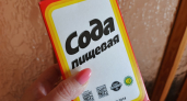 Трачу на соду всего 200 рублей в мае — забываю про тлю, муравьёв и мучнистую росу до осени: соседи не могут раскусить мой "содовый" секрет