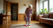 75-летняя бабушка дома почти не убирается, но у нее всегда чистота и свежесть в доме