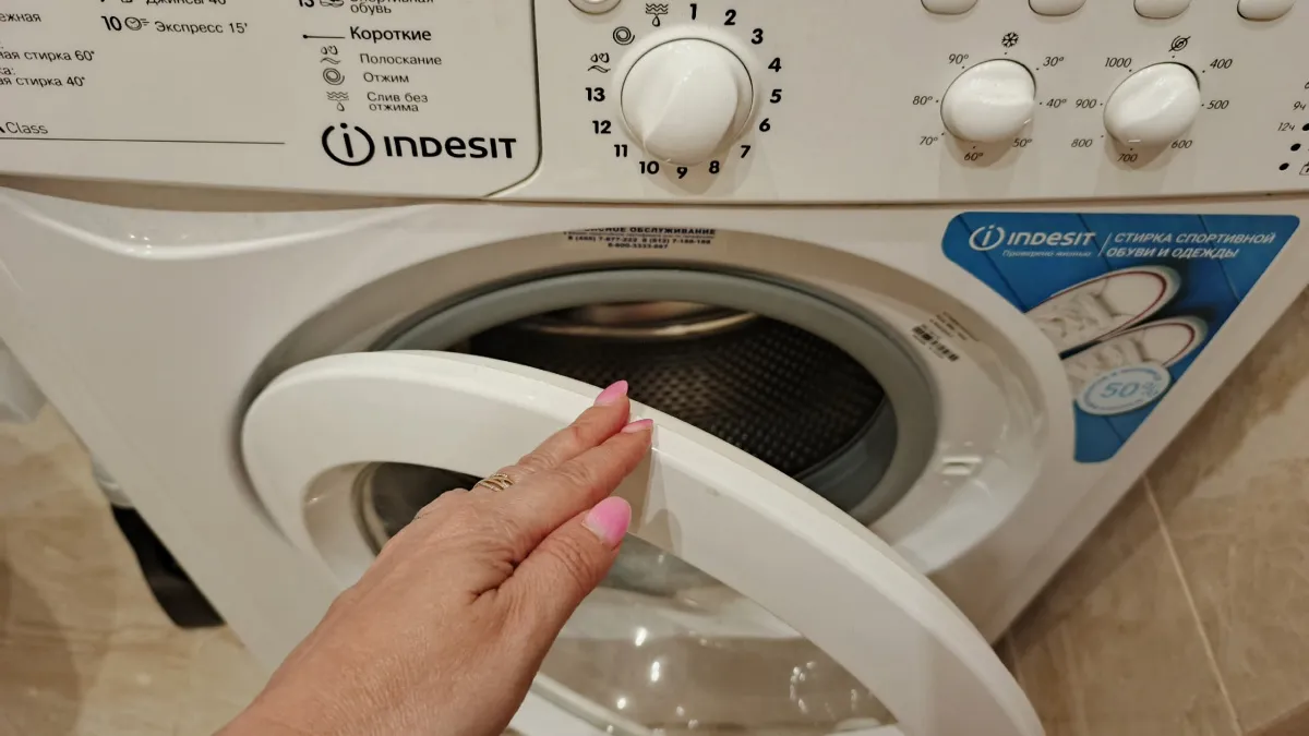 Куда заливать гель для стирки в стиральной машине: 2 варианта и основные правила использования средства