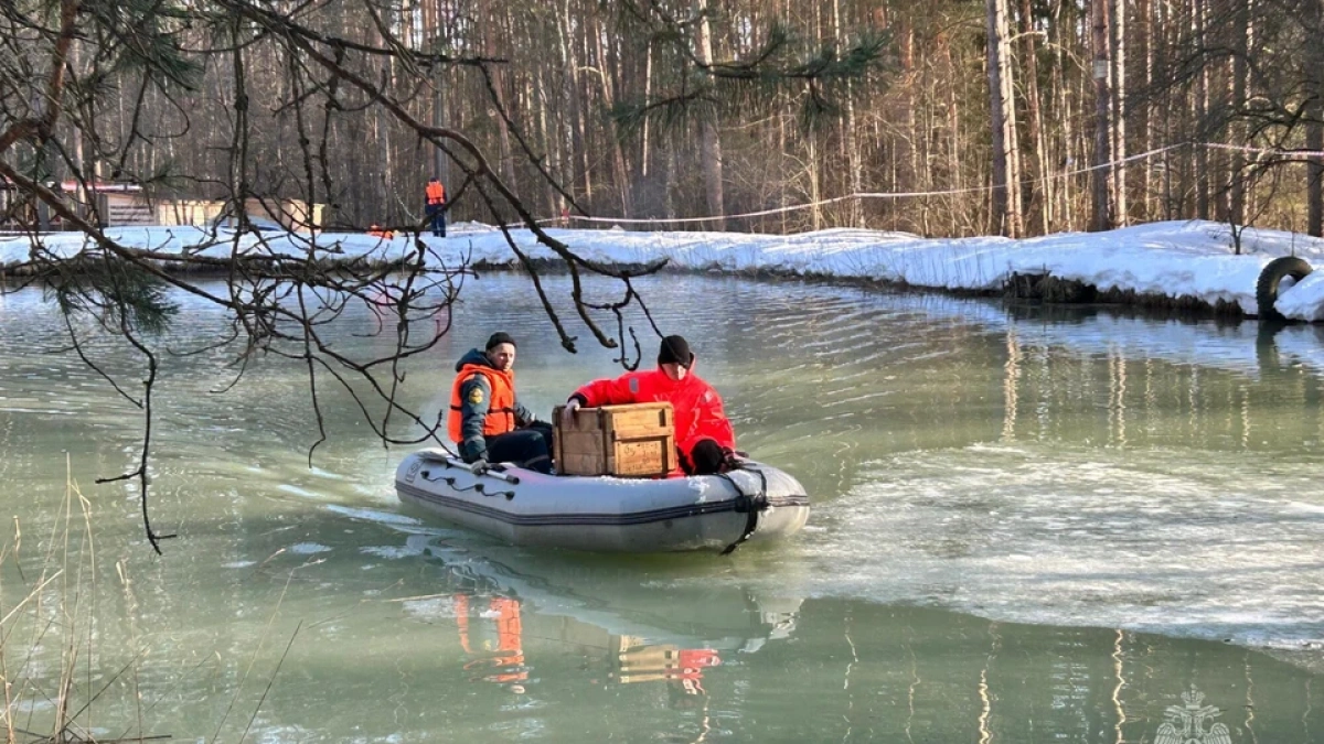 Калужские МЧС отработали спасение утопающих и эвакуацию жителей на всероссийских учениях