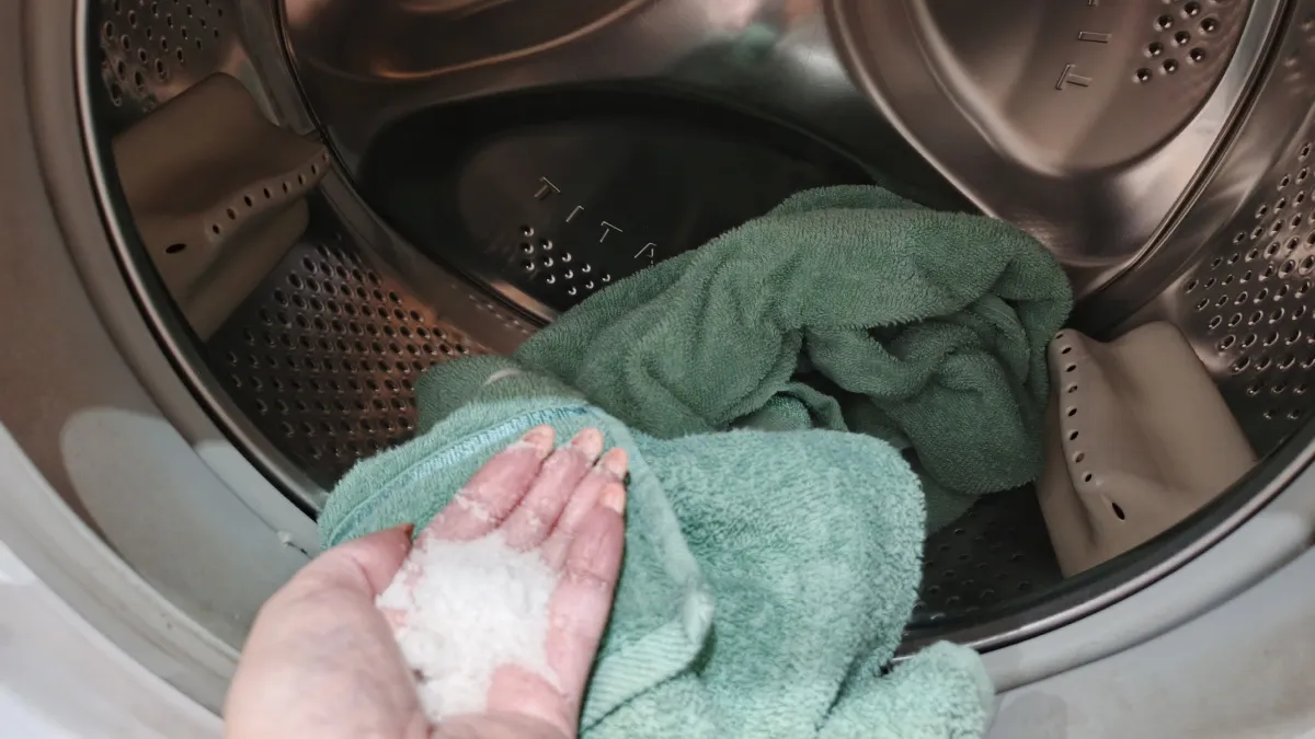 2 ложки в барабан - и вещи как из магазина станут мягкими как облачко: есть у всех на кухне