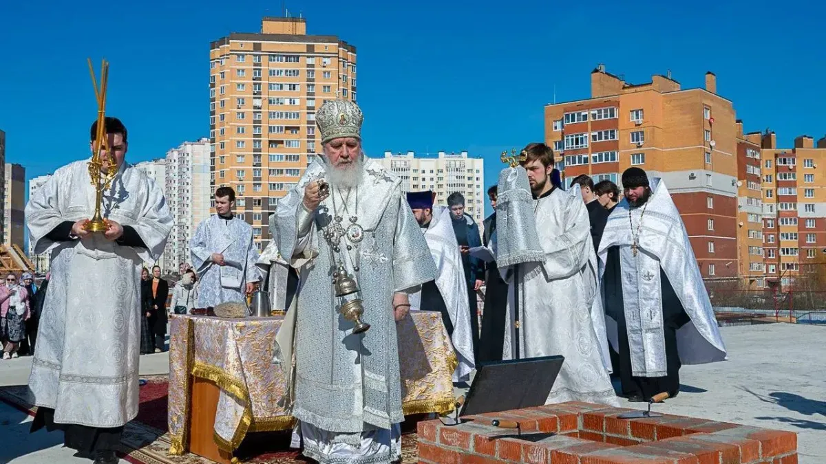 Митрополит Климент освятил начало строительства нового храма в Калуге