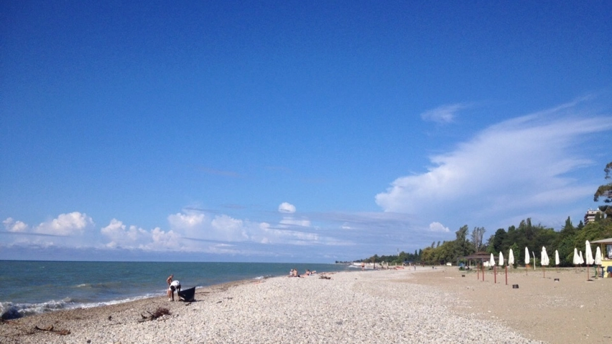 Российские Мальдивы за копейки: белый песок, ярко-бирюзовая вода и озера с глиной — нет туристов