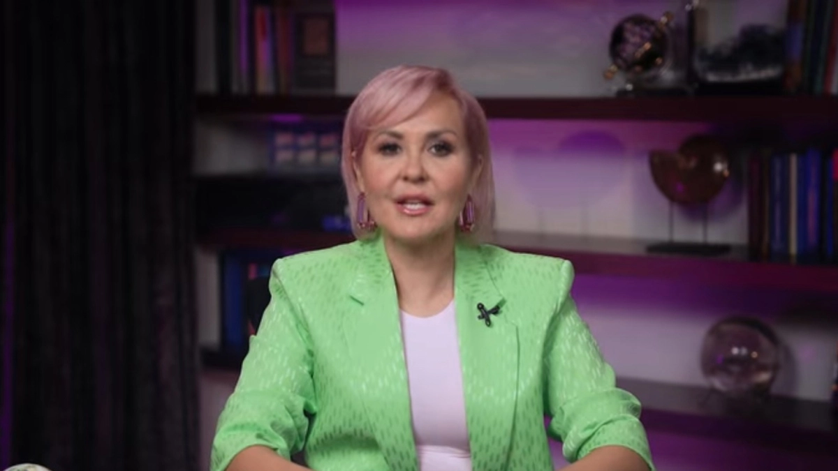 Раки, Весы, Водолеи и Козероги в гороскопе Василисы Володиной на воскресенье 29 марта