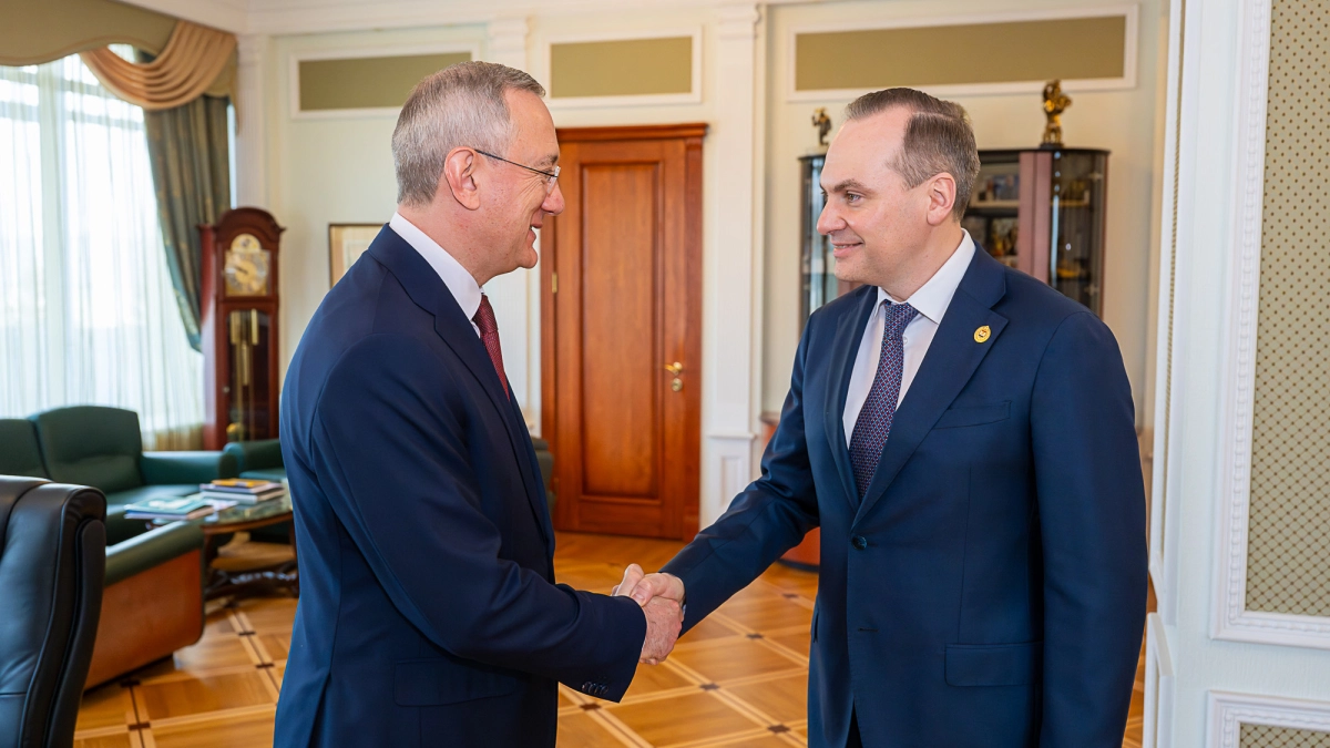 Владислав Шапша встретился с Главой Мордовии Артёмом Здуновым для обсуждения сотрудничества