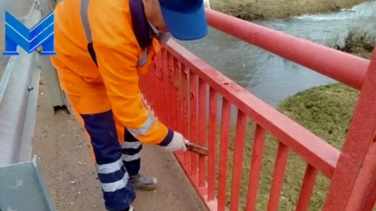 В Калужской области приступили к ремонту мостов и путепроводов после зимы