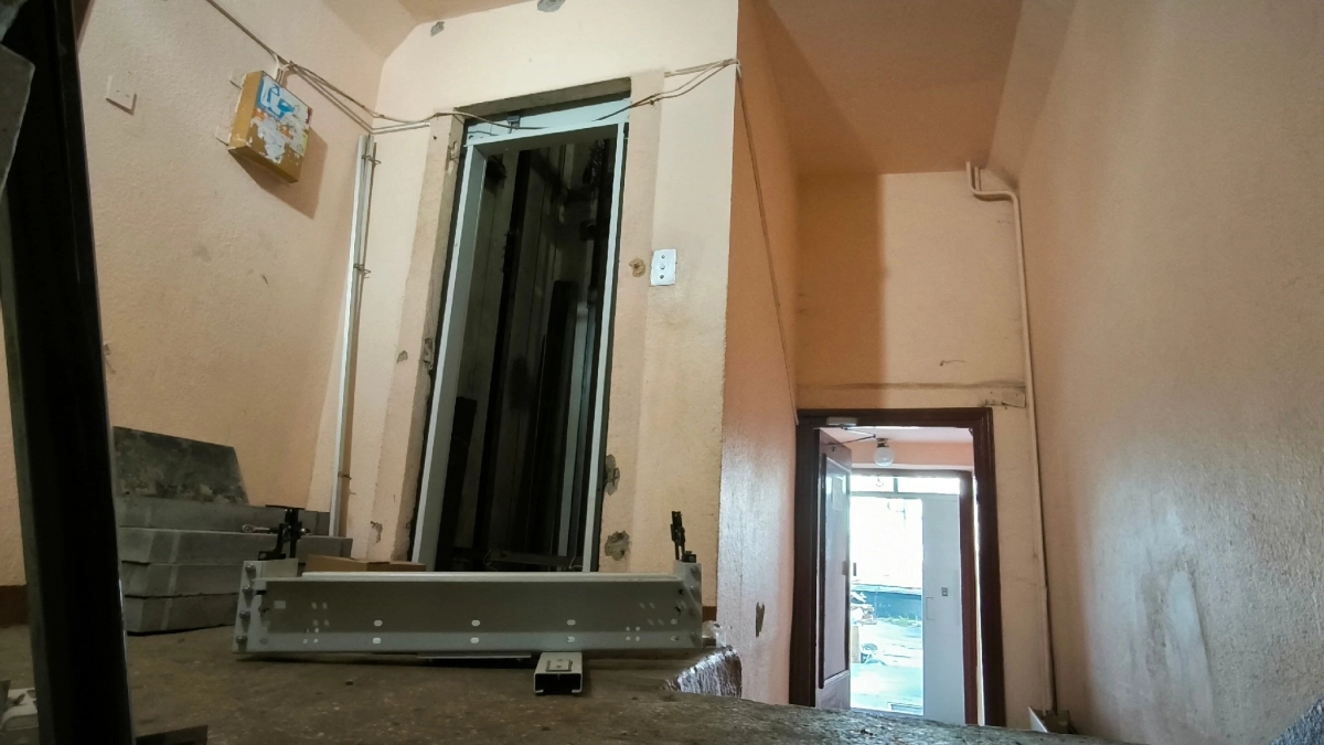 В Калуге началась замена лифтов в многоэтажках