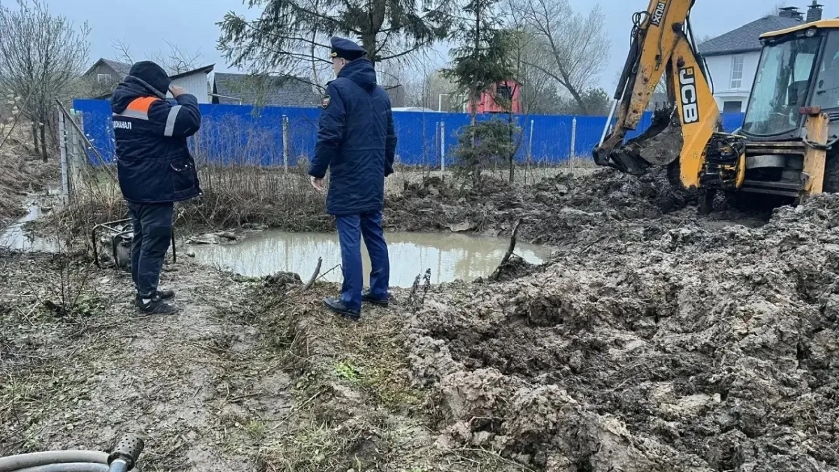 В Калуге прокуратура проверит обстоятельства коммунальной аварии на улице Озерной