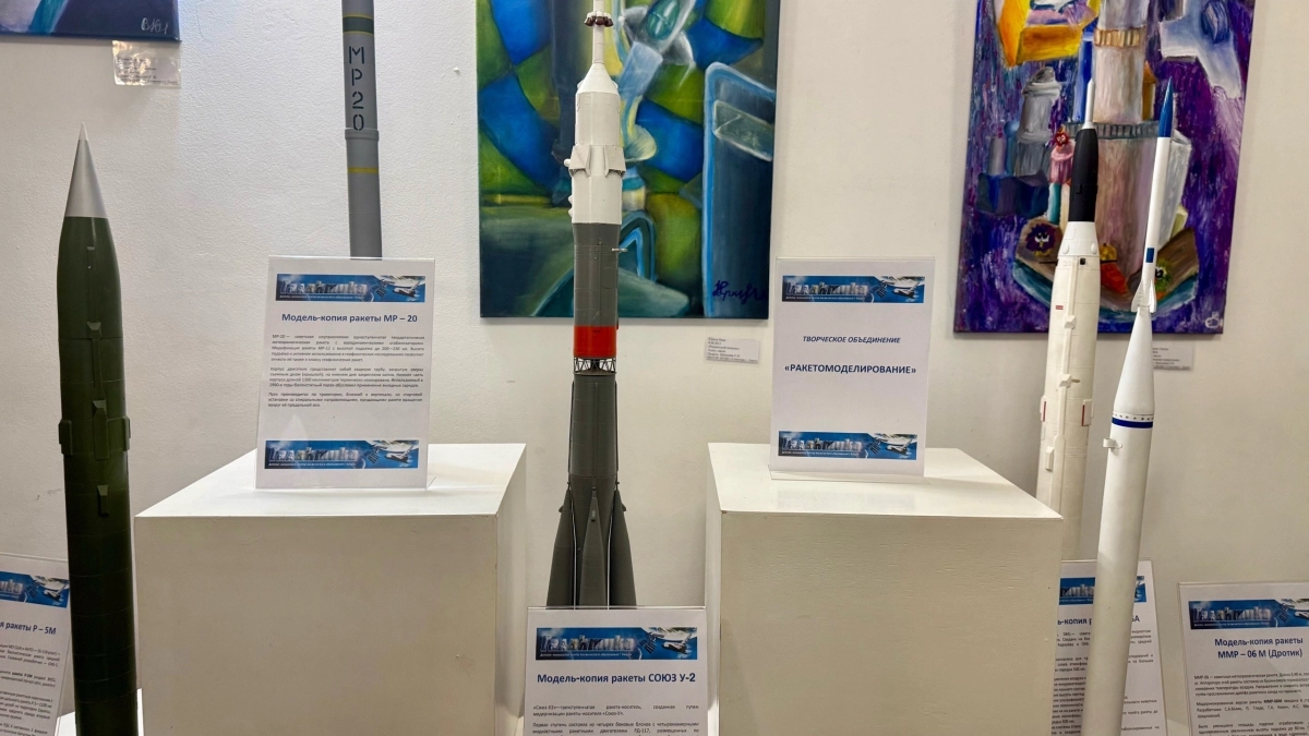 Глава Калуги поздравил с днем космонавтики представителей отрасли