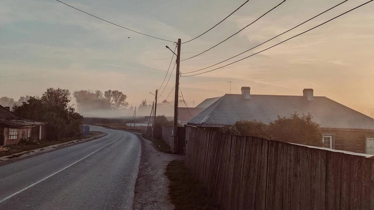 Жители Калужской области пожаловались на разрушенную дорогу и транспортную изоляцию