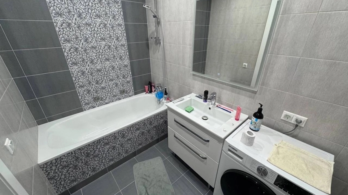 Сияющая ванна, унитаз и плитка всего за 10 рублей через 7 минут