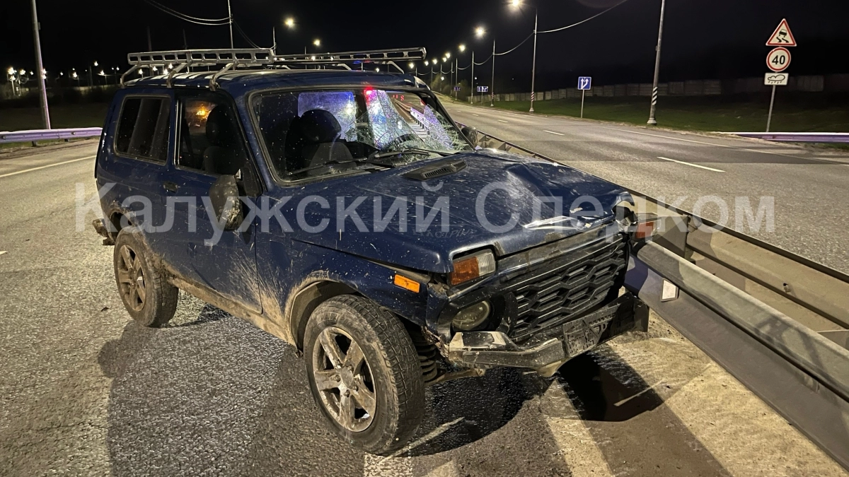 В Калужской области пьяный водитель на "ВАЗ-Нива" наехал на инспектора ДПС
