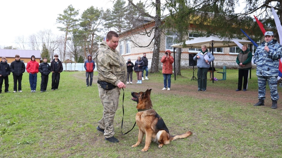 В Калужской области прошла профориентационная встреча с полицейскими
