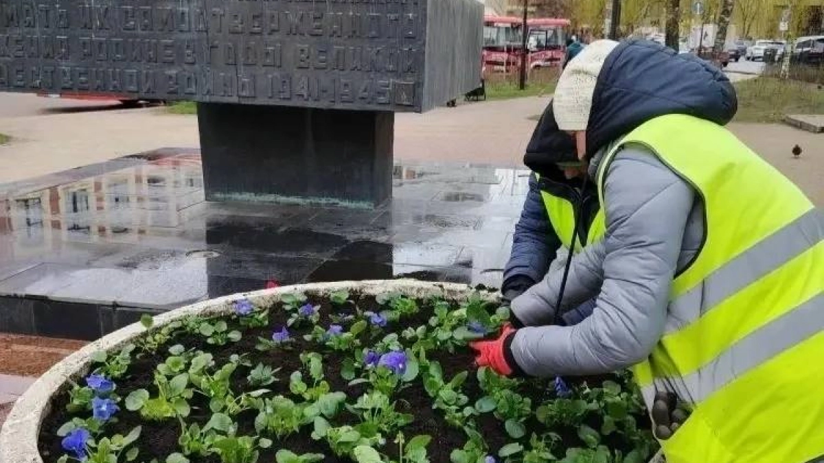 Глава Калуги рассказал о ремонте дорог, запуске фонтанов и высадке 232 тысяч цветов