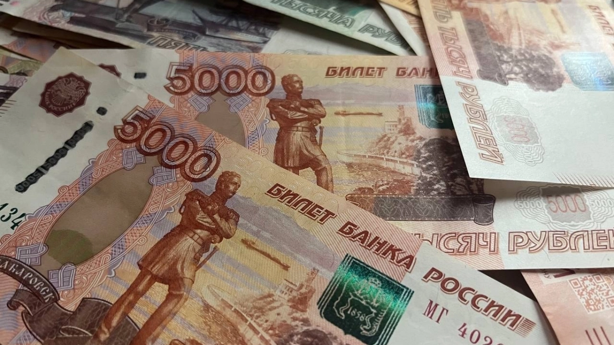 В Калужской области зарплаты бюджетников привели в соответствие с майскими указами