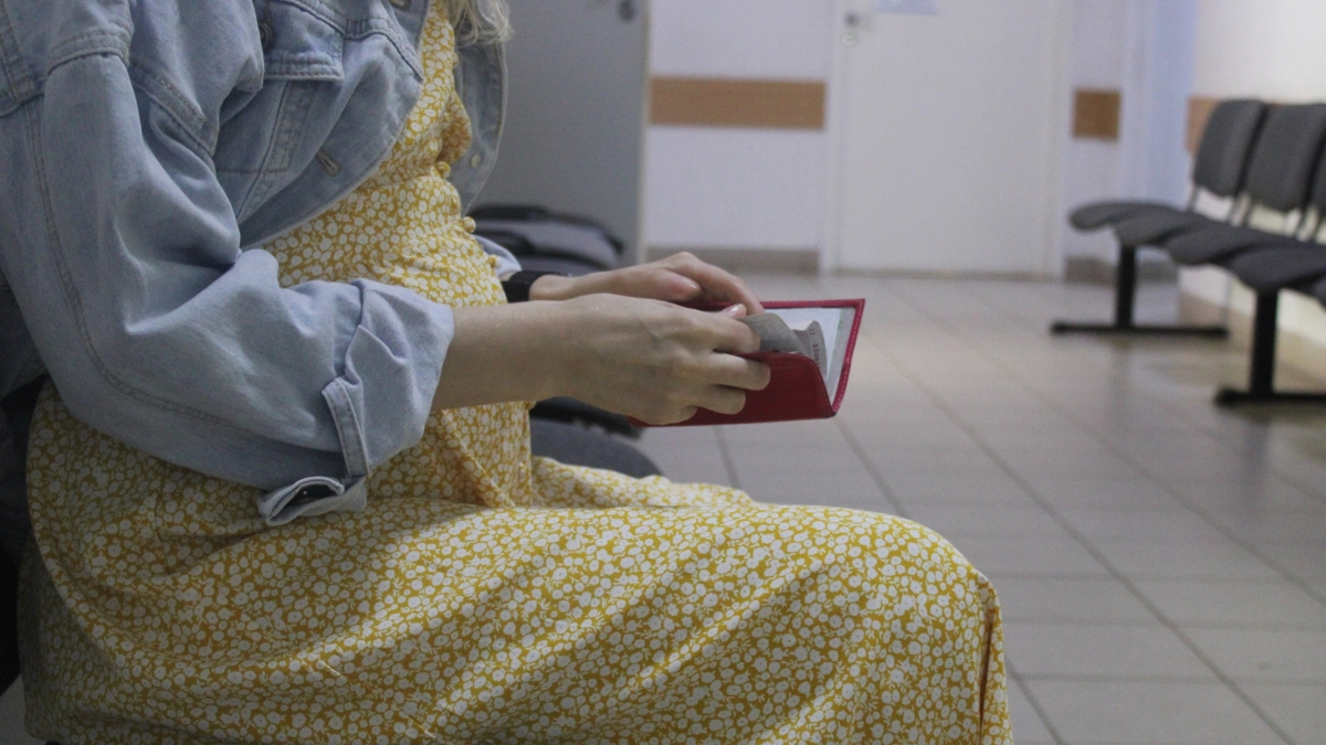 В Калужской области внедряют комплексное сопровождение будущих матерей в женских консультациях