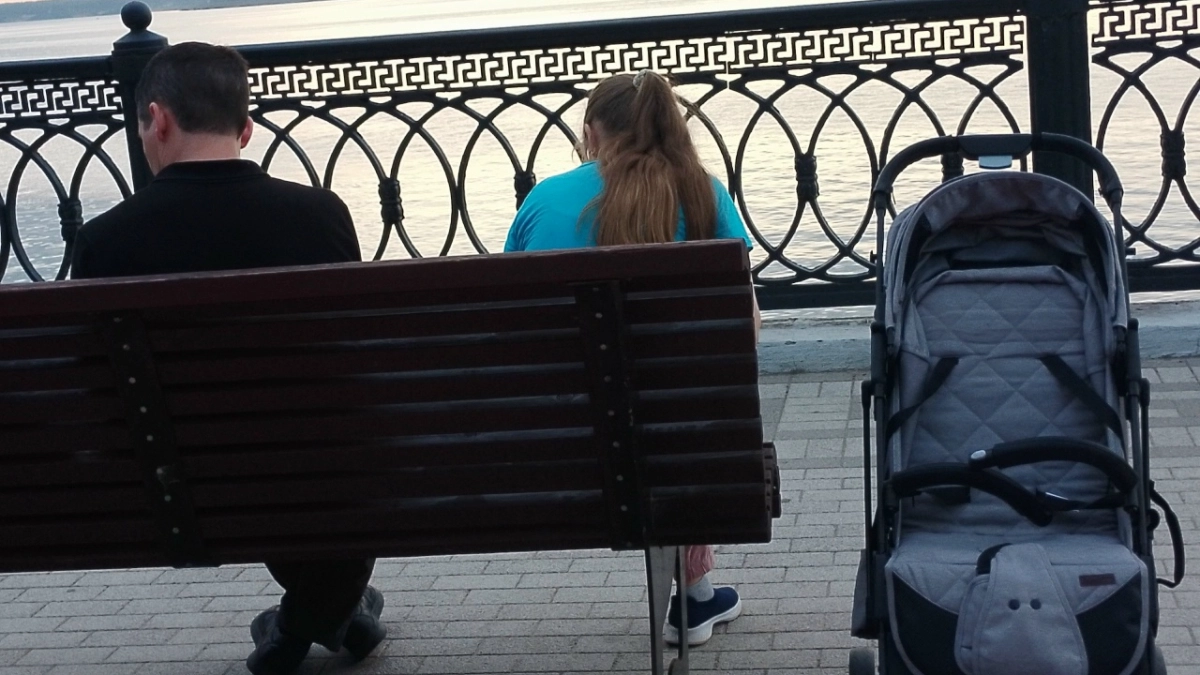 Долгие отношения держатся не на одной только любви: психолог Церазов раскрыл секреты доверия и уважения, которые работают десятилетиями