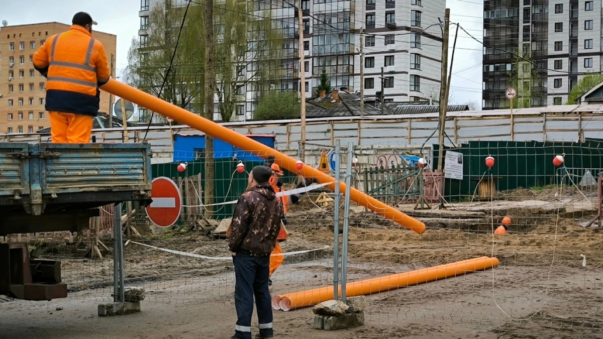 В Калужской области восстановили электроснабжение более половины обесточенных потребителей