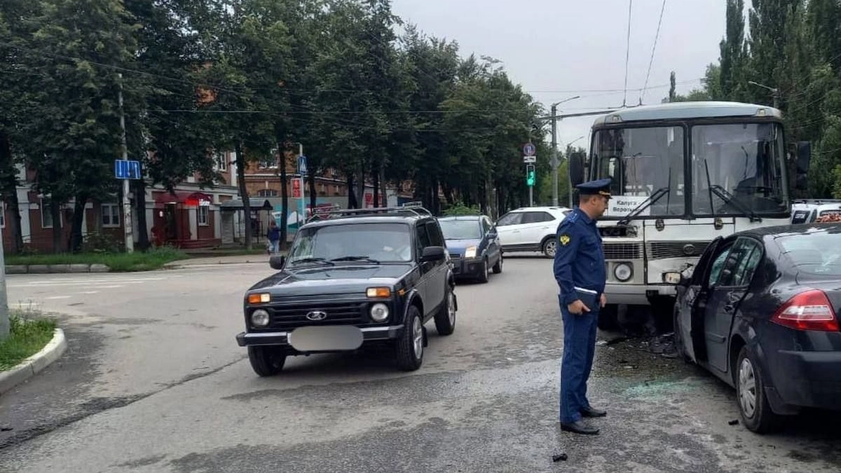 Калужский суд вынес приговор водителю с эпилепсией, погубившему в аварии свою мать