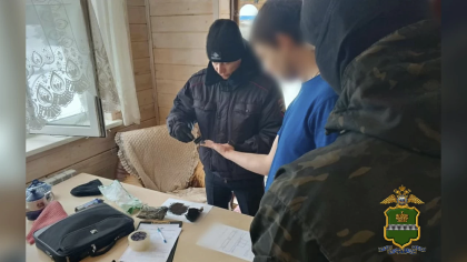 Калужской области полиция ликвидировала нарколабораторию в жилом доме